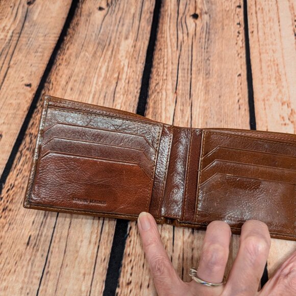Pierre Cardin Brown Leather Wallet Used in GREAT shape - Picture 10 of 11